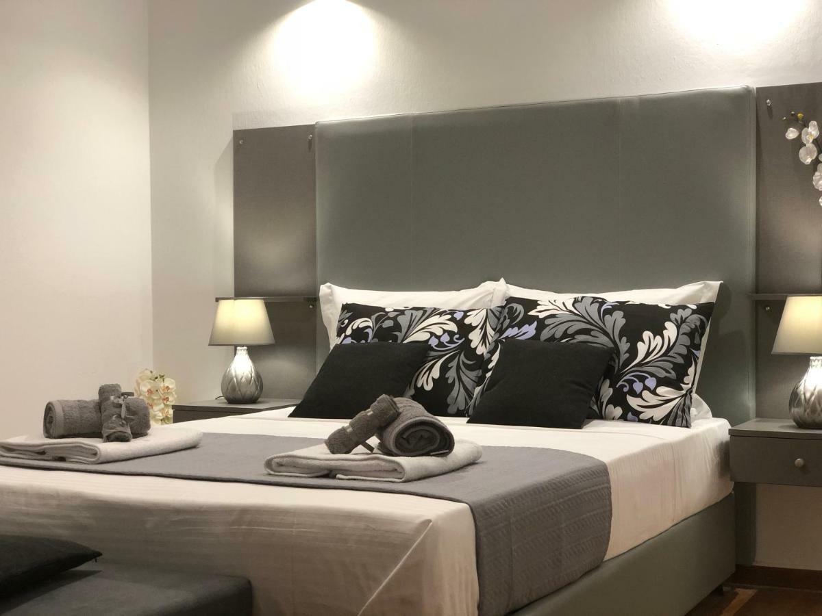 Athenaeum Acropolis Residence 1Min To Museum Екстериор снимка