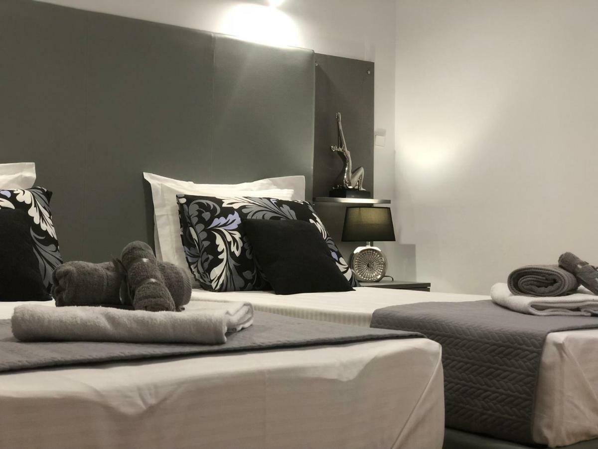 Athenaeum Acropolis Residence 1Min To Museum Екстериор снимка