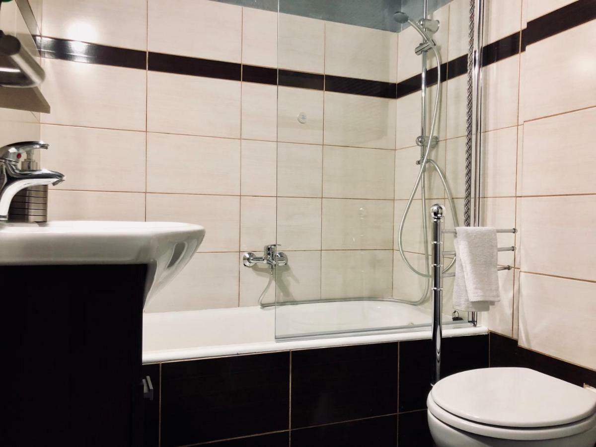Athenaeum Acropolis Residence 1Min To Museum Екстериор снимка