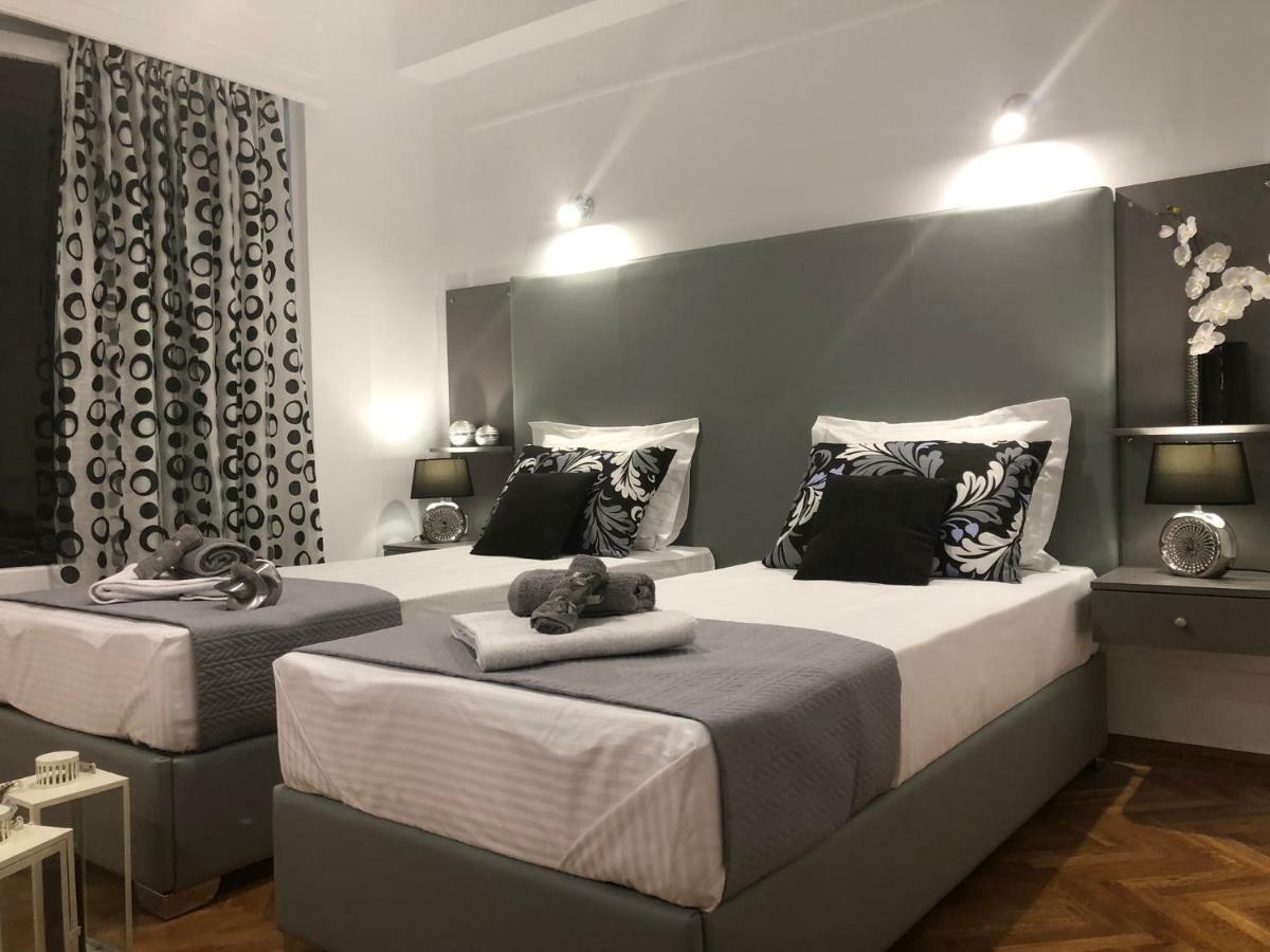 Athenaeum Acropolis Residence 1Min To Museum Екстериор снимка