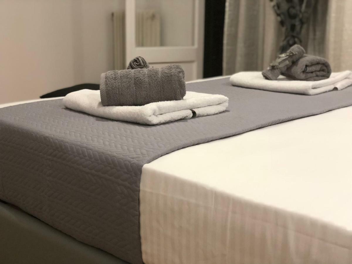 Athenaeum Acropolis Residence 1Min To Museum Екстериор снимка