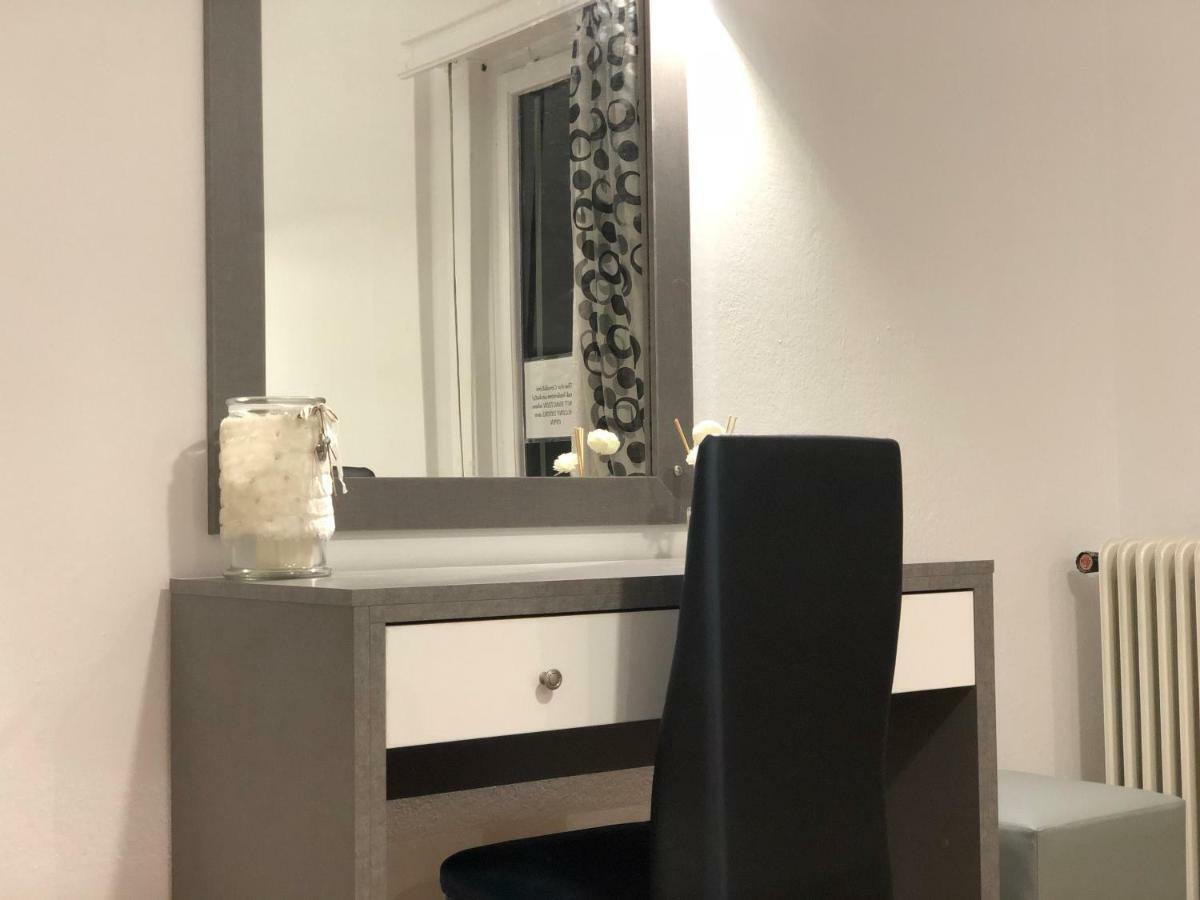 Athenaeum Acropolis Residence 1Min To Museum Екстериор снимка