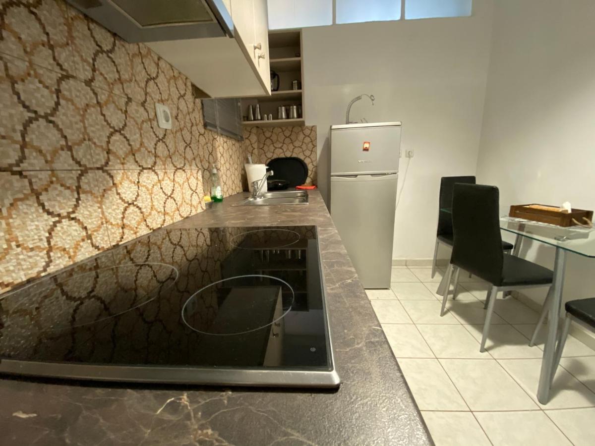 Athenaeum Acropolis Residence 1Min To Museum Екстериор снимка